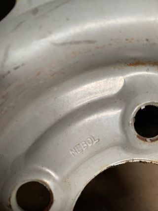 Llanta NUEVA remolque caravana a estrenar..