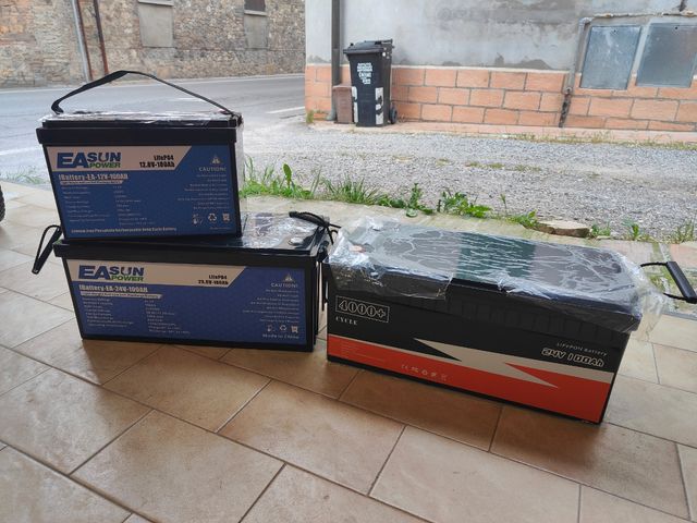 Batteria Solare LiFePo4 12V 100Ah Camper Barca