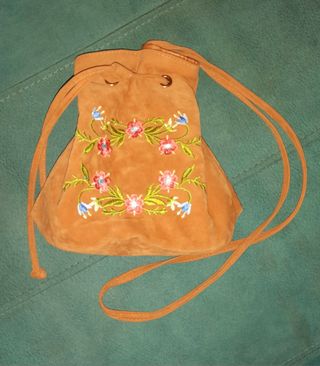 3€×UNIDAD,2 BOLSOS NIÑA, UNO SACO Y OTRO MOCHILA