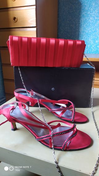 Bolso y zapatos rojos fiesta 