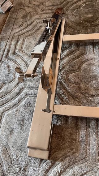 Mueble TV Eichholtz EaselXL Rembrandt níquel usado