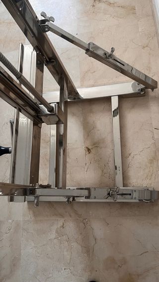 Mueble TV Eichholtz EaselXL Rembrandt níquel usado