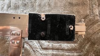 Mueble TV Eichholtz EaselXL Rembrandt níquel usado