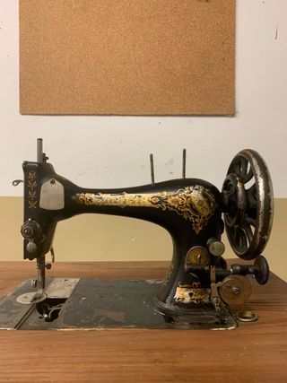 Máquina de coser SINGER