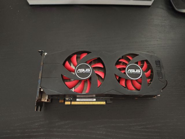 scheda grafica asus EAH4890