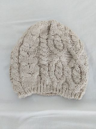 gorro de lana beige