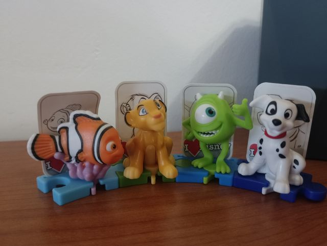 Figuras huevos Kinder