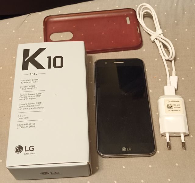 Teléfono Móvil LG K10 2017 con cargador+protector