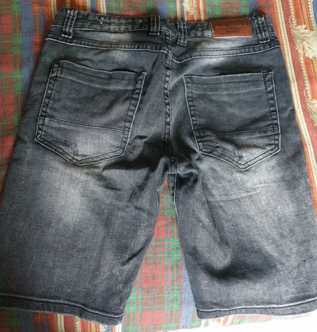 Pantaloncini in jeans da uomo