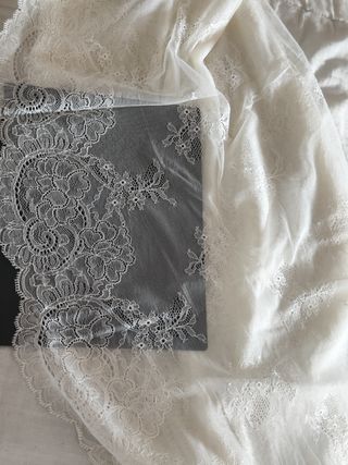 Mantilla fallera
