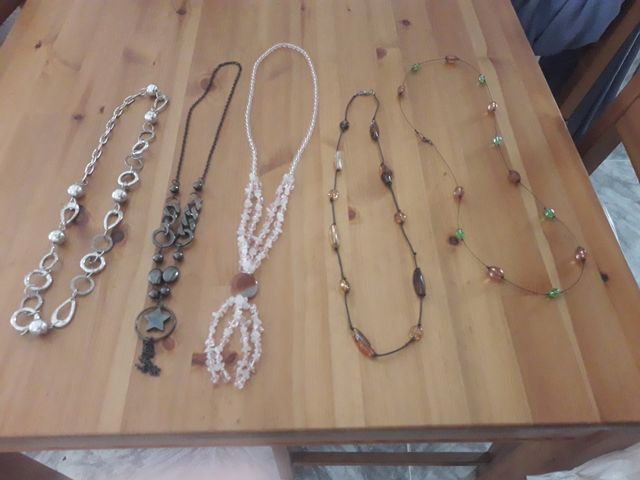 Collares largos 1€