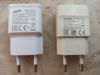 Vari Caricatori USB smartphone cellulare