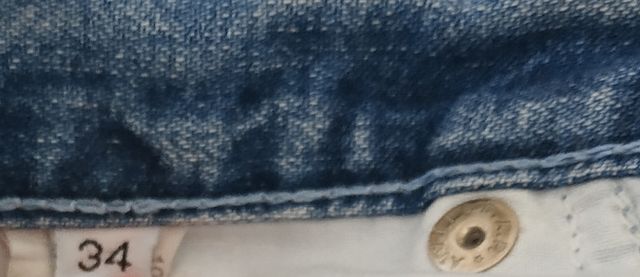 Valentino ladies jeans size 34 L