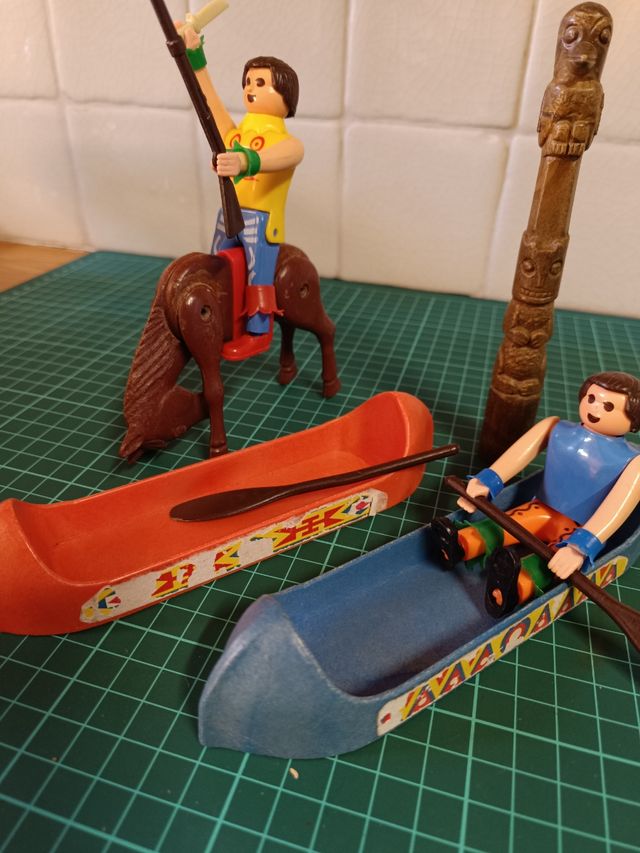 Airgamboys. Indios con canoas