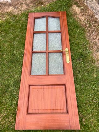 puerta de madera