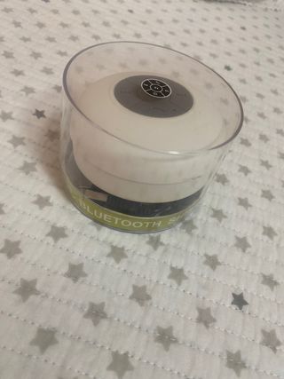 Altavoz bluetooth blanco a estreno!!!