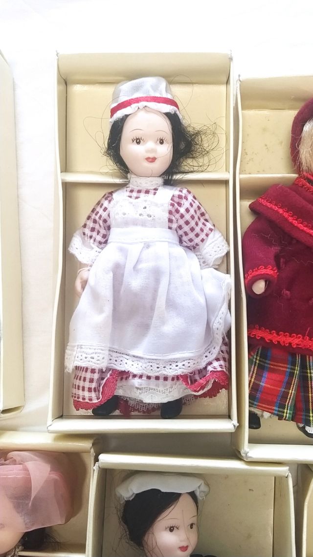 Muñecas de porcelana