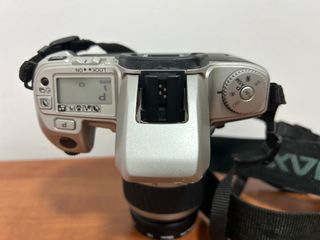 Cámara de fotos Reflex Minolta 404si