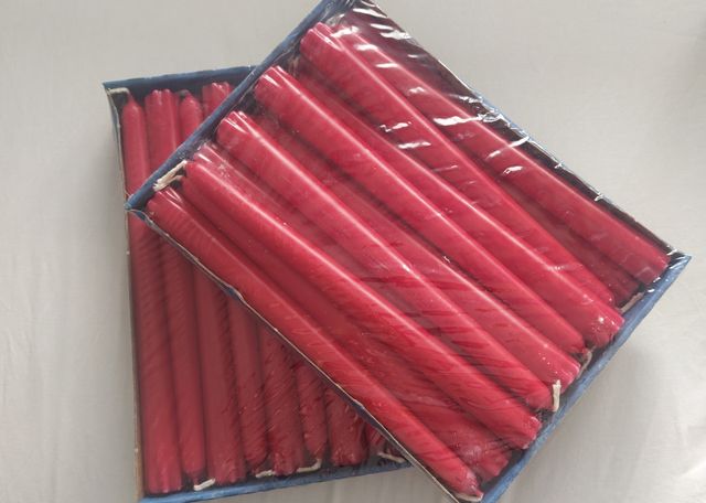 Dos paquetes velas rojas