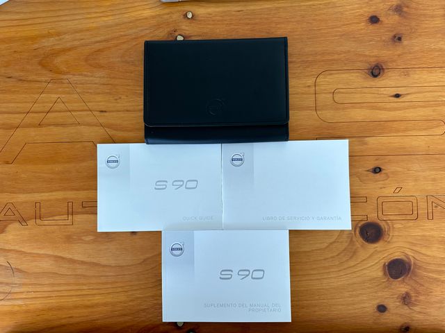 VOLVO S90 2.0 D4 Inscription Auto 4p.