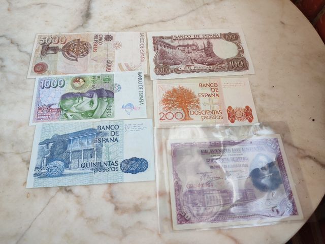 Billetes de pesetas.