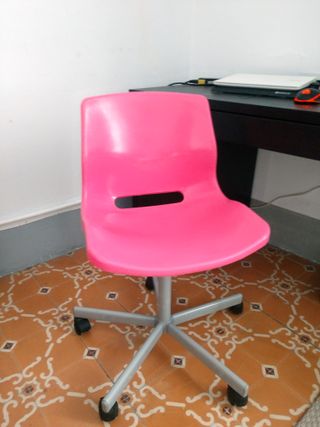 Silla infantil ruedas escritorio IKEA