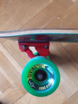 Patinete skate imagine