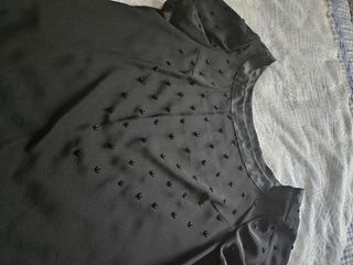 vestido  de seda, forrado color Negro