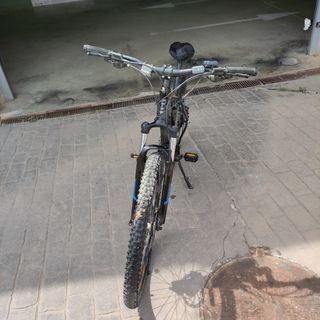 Bicicleta electrica de montaña
