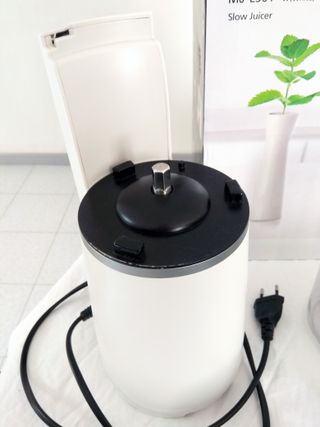 Panasonic Slow Juicer MJ-L501 Estrattore Elettrico