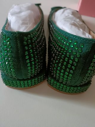 ALMA EN PENA: Sandalias nuevas