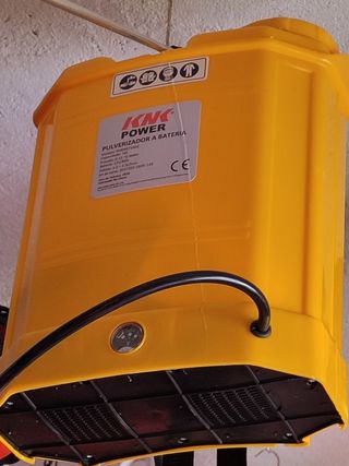 Pulverizador a bateria KNK