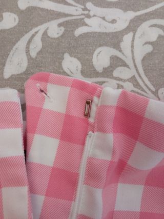Pantalón de Zara.