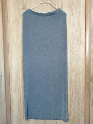 Falda larga brillos gris · Pull&Bear · S (nueva)