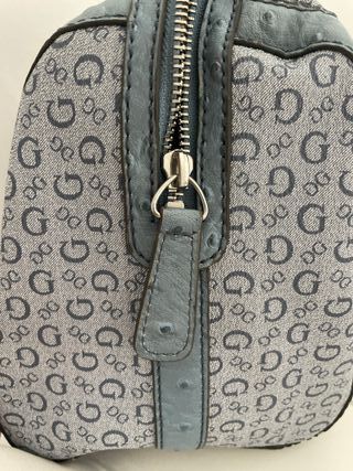 Bolso azul GUESS