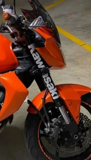 Adhesivos paso de rueda y horquillas Kawasaki Z750