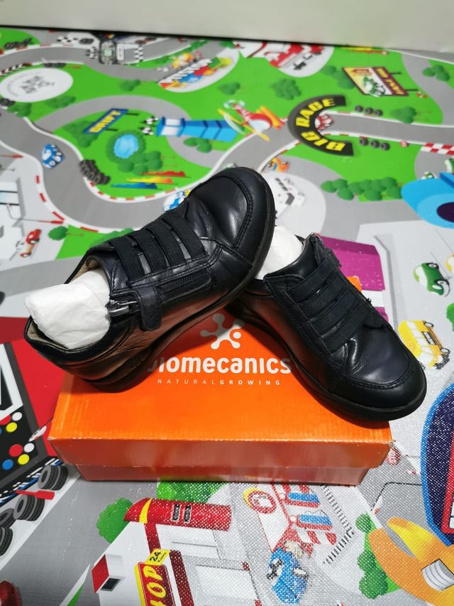 Zapatillas Biomecánics cuero núm 28