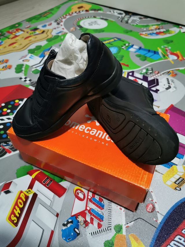 Zapatillas Biomecánics cuero núm 28