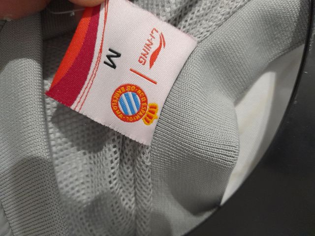 Sudadera entrenamiento español lining