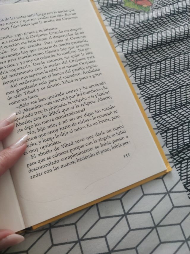 Libro pobre Manolito