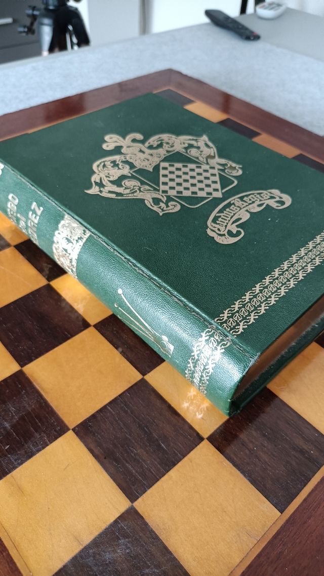 Precioso Ajedrez de madera