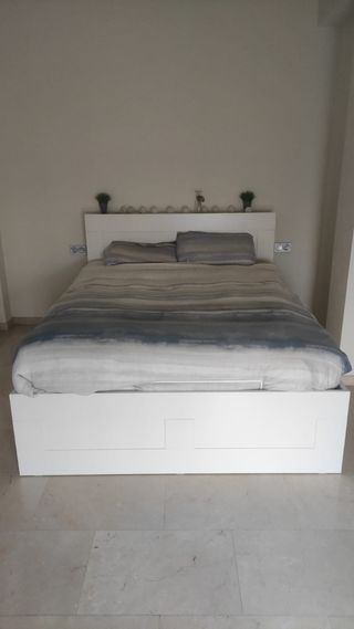 Mueble de cama canapé con cabezal