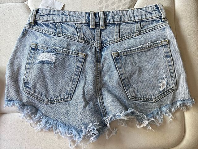 Pantalon vaquero corto