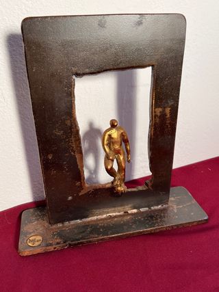 Escultura David Marshall LA SUBIDA