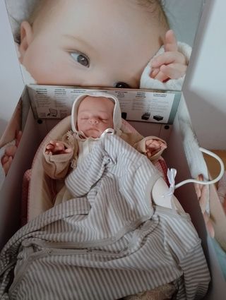 👶🏻Muñeca bebé reborn + accesorios 🍼