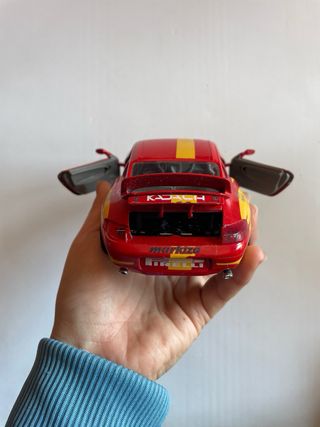 Porsche Carrera 911 1997 burago modellino 1/24