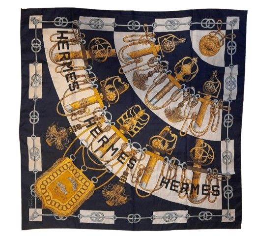 Pañuelo Hermés, París .
