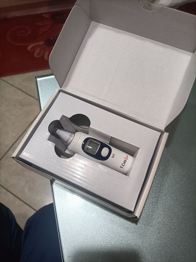 Termometro timpanico