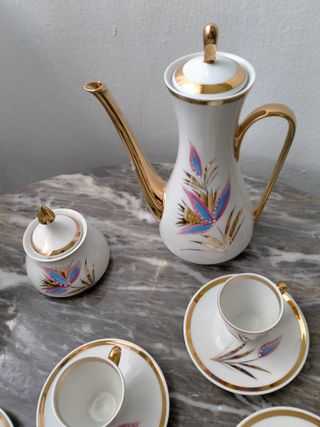 Juego de cafe antiguo de porcelana