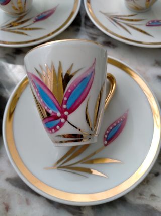 Juego de cafe antiguo de porcelana